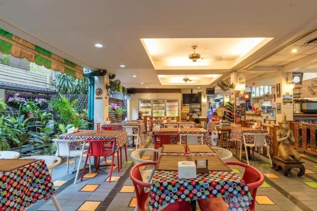 New Siam Guest House Bangkok Kültér fotó